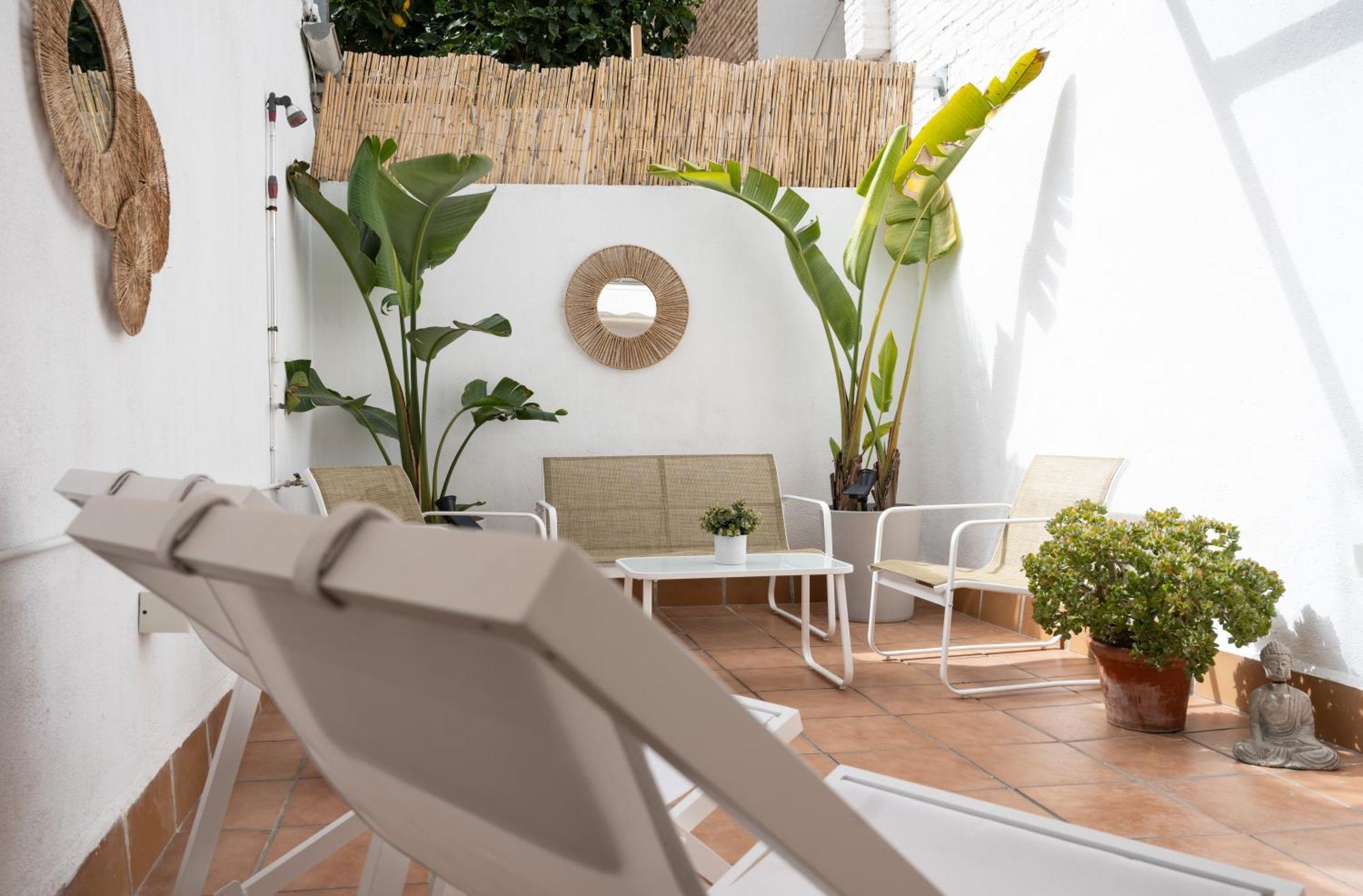 Stylish Apartment With Terrace For Couple Or Family Barcelona Exteriör bild